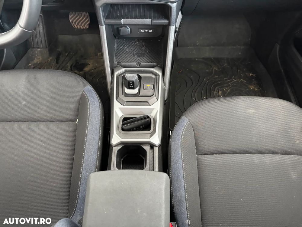 Dacia Duster HEV 140 Journey - 14