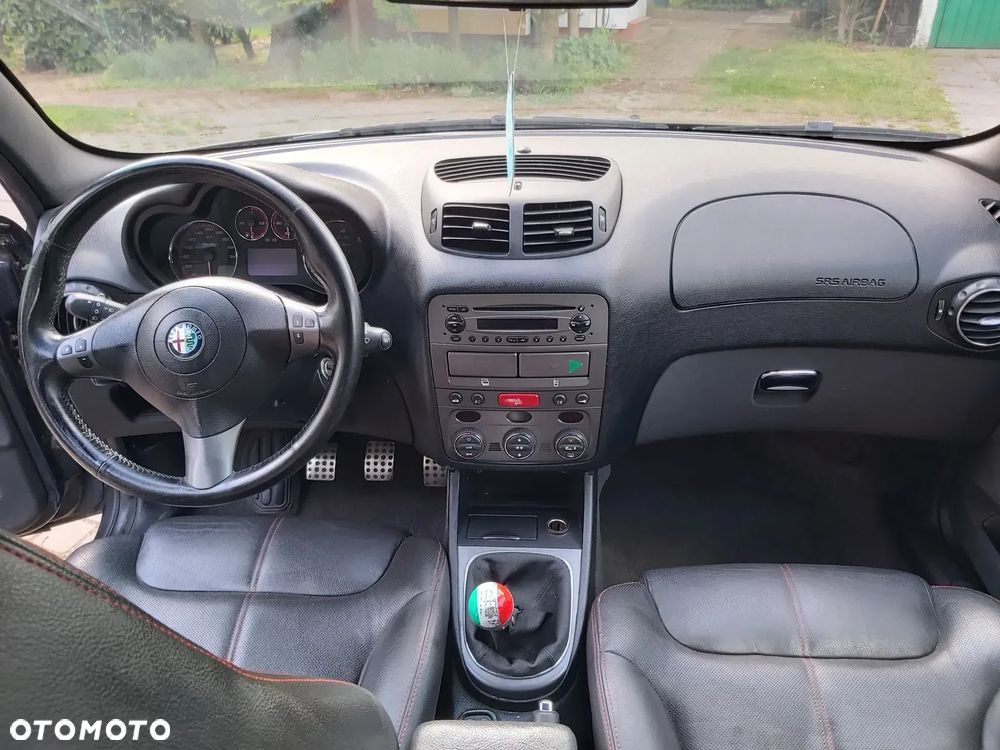 Alfa Romeo 147 1.9 JTD 16V Progress - 13