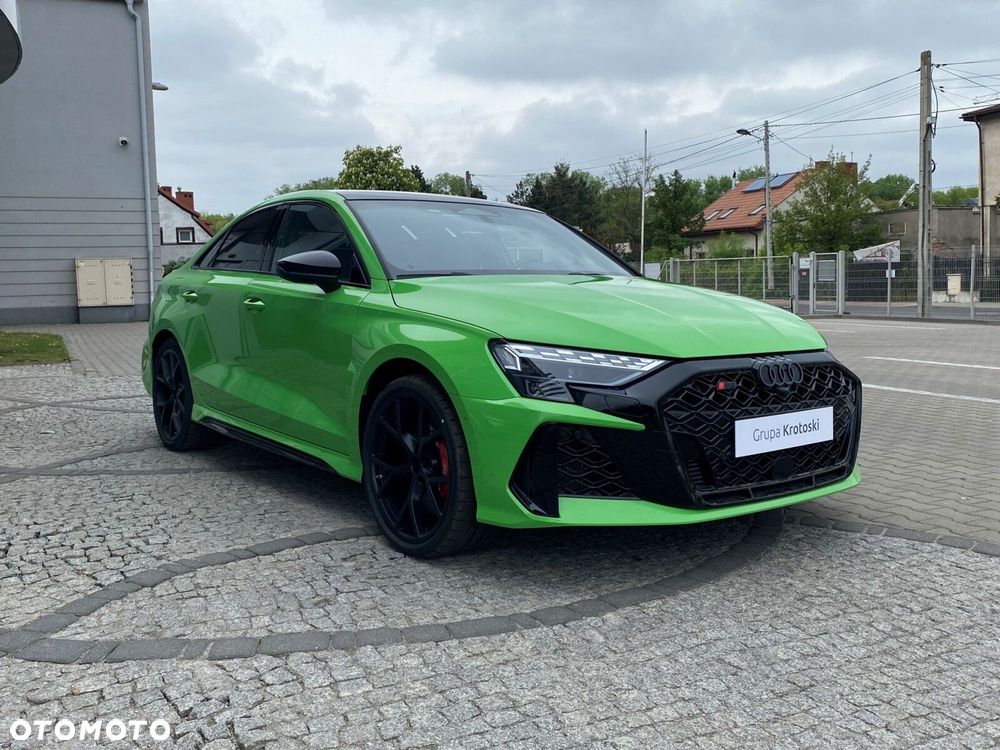 Audi RS3 Limousine - 7