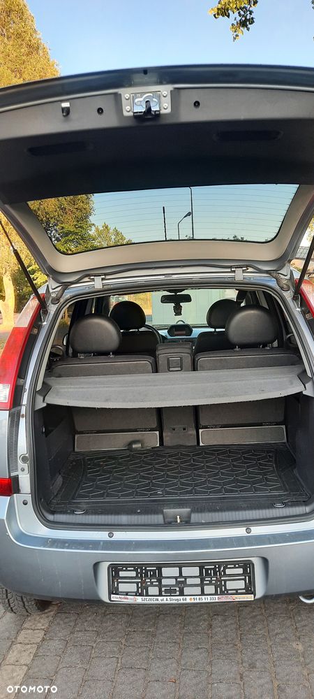 Opel Meriva 1.6 16V Cosmo - 11