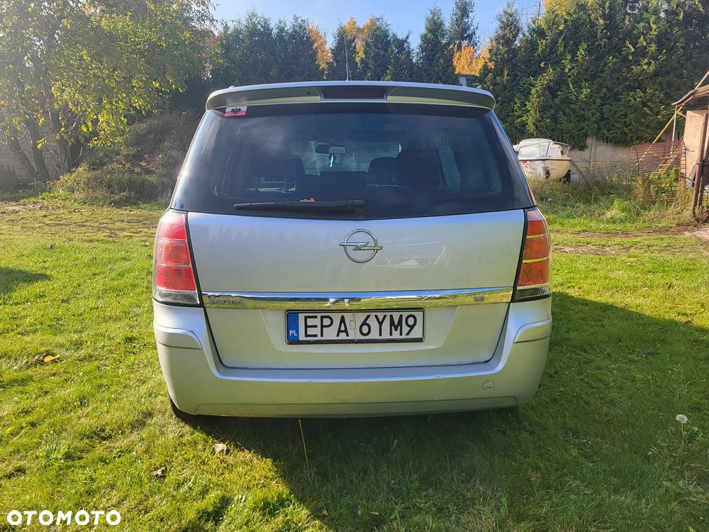 Opel Zafira 2006 photo 4