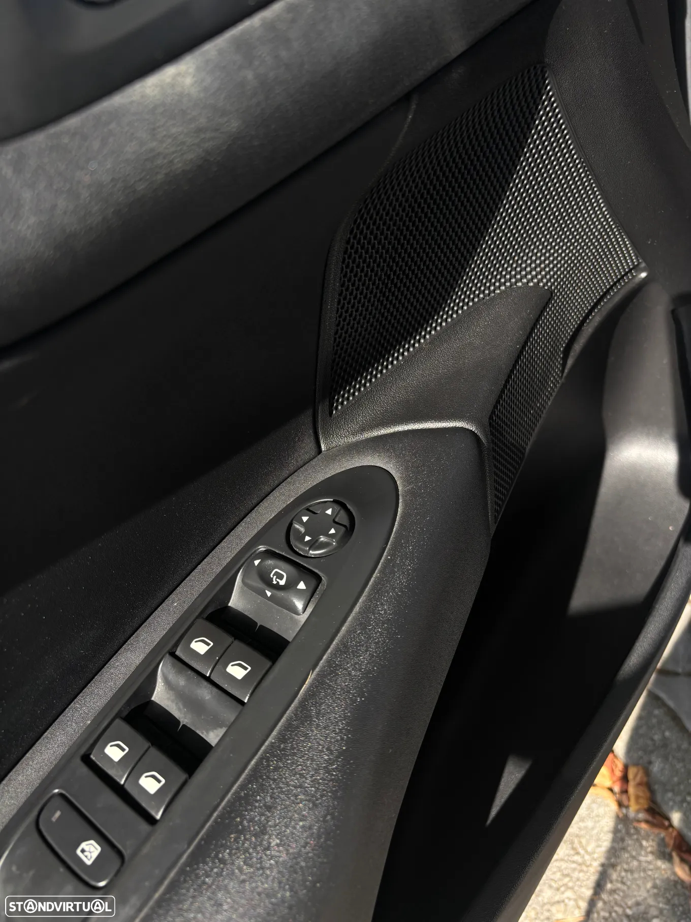 Citroën C4 1.6 BlueHDi Feel - 21
