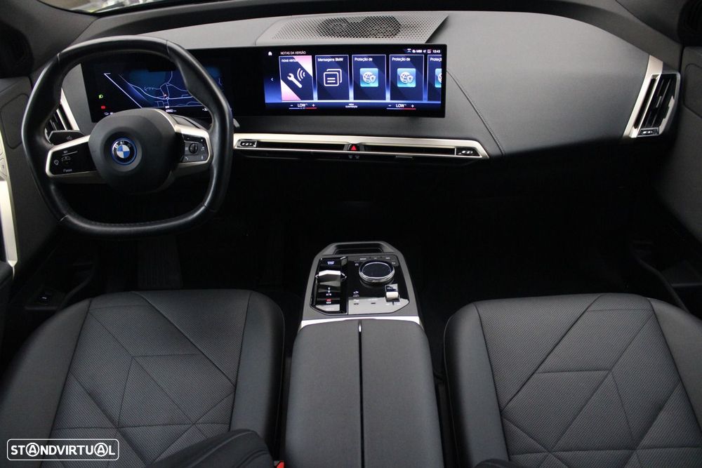 BMW iX xDrive 40 - 9