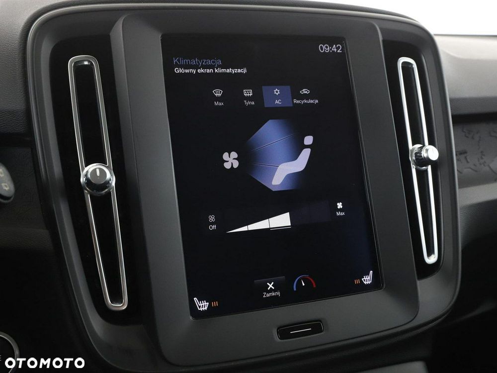 Volvo XC 40 T3 - 29