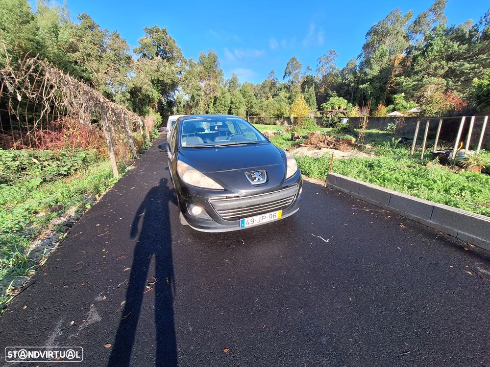 Peugeot 207 1.4 HDi Premium - 1