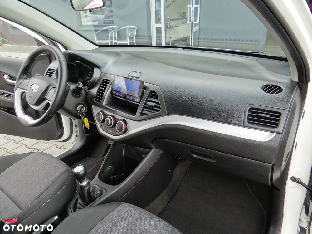 Kia Picanto 1.0 Dream Team Edition - 31