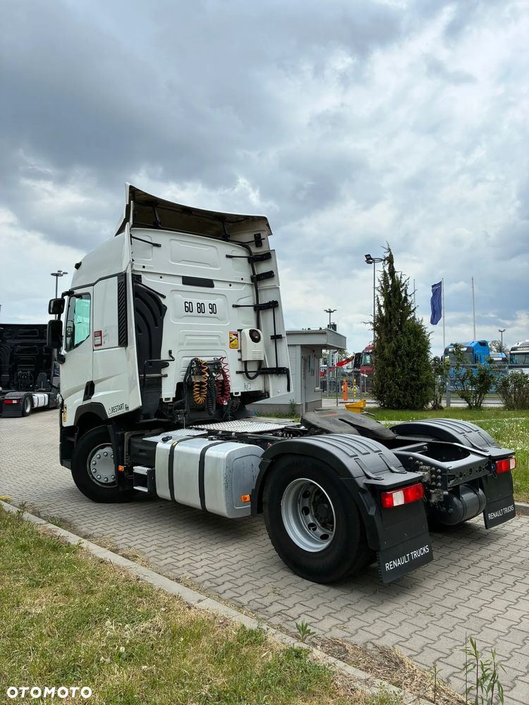 Renault T480 Sleeper Cab - 6