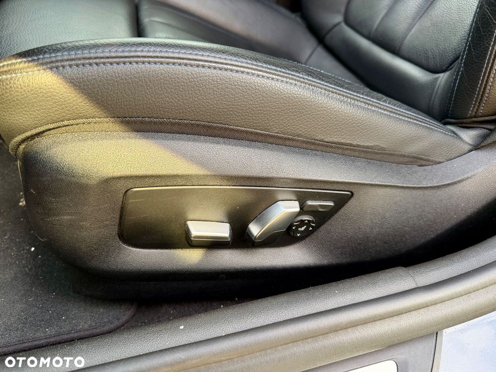 BMW Seria 5 530i xDrive M Sport sport - 11