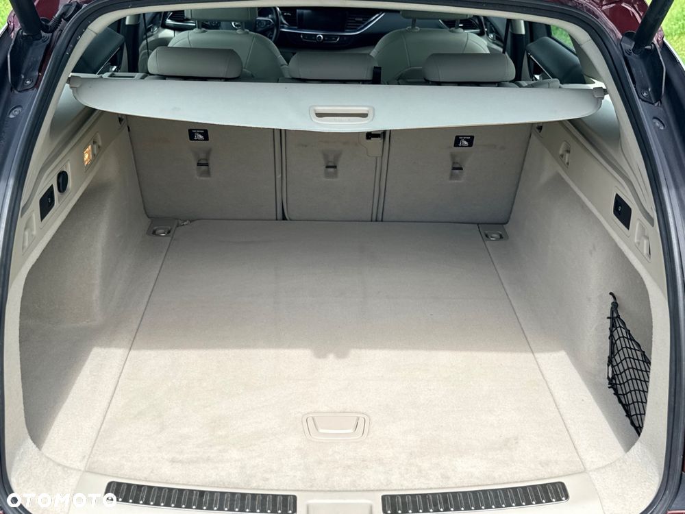 Opel Insignia 1.5 T Exclusive S&S - 12