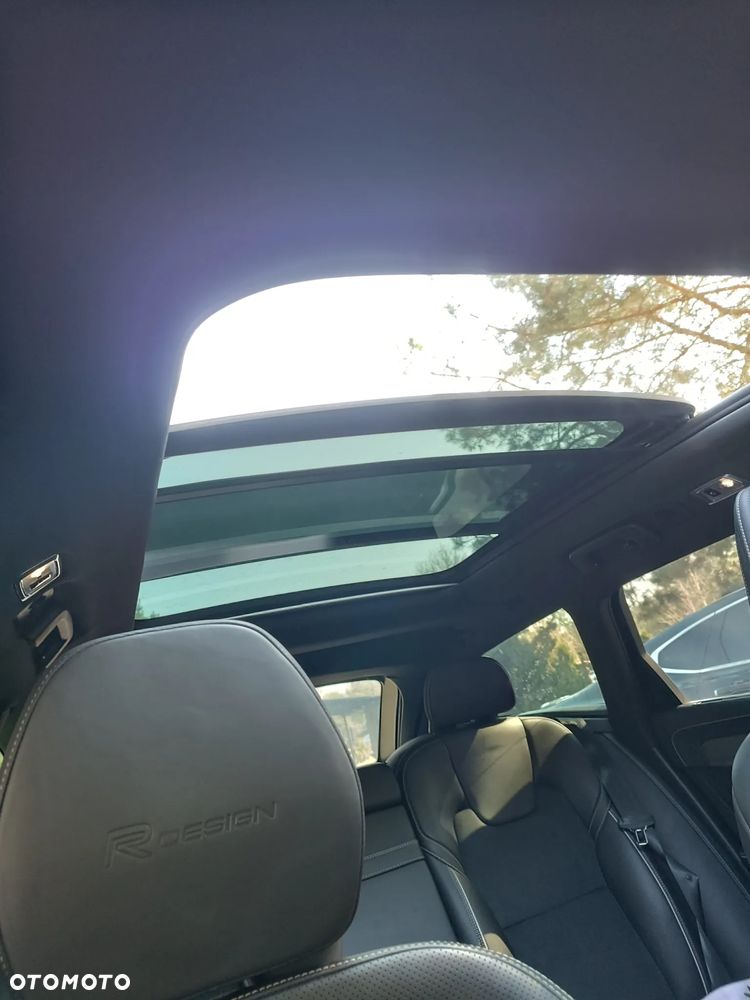 Volvo V90 T8 AWD Plug-In Hybrid R-Design - 11