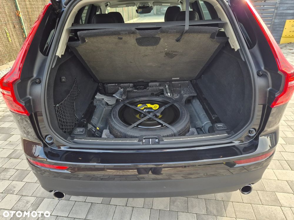 Volvo XC 60 T5 AWD Momentum - 13