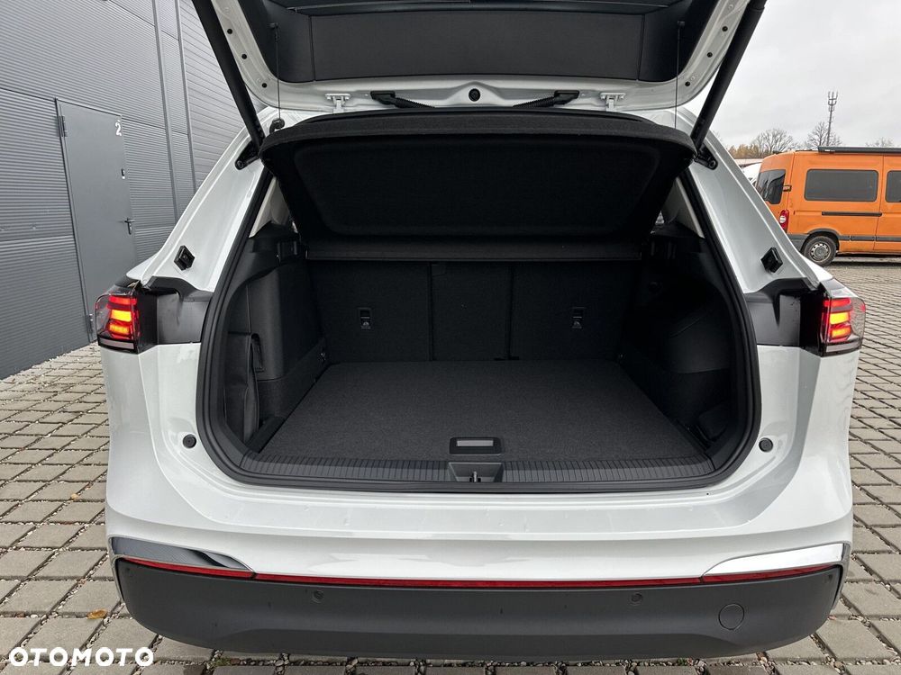 Volkswagen Tiguan - 17