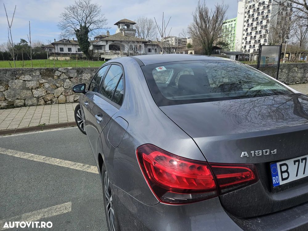 Mercedes-Benz A 180 - 20