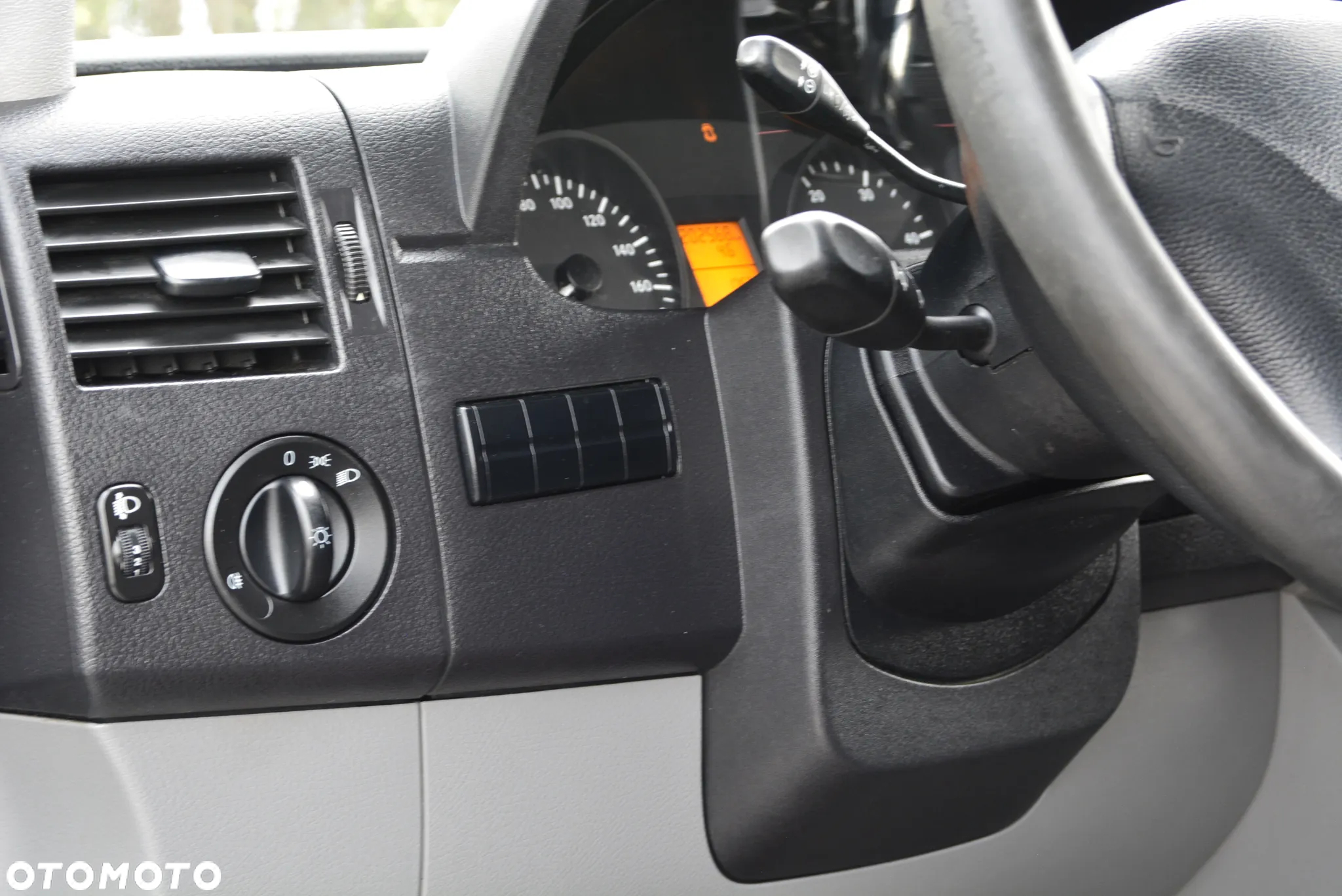 Mercedes-Benz Sprinter - 27