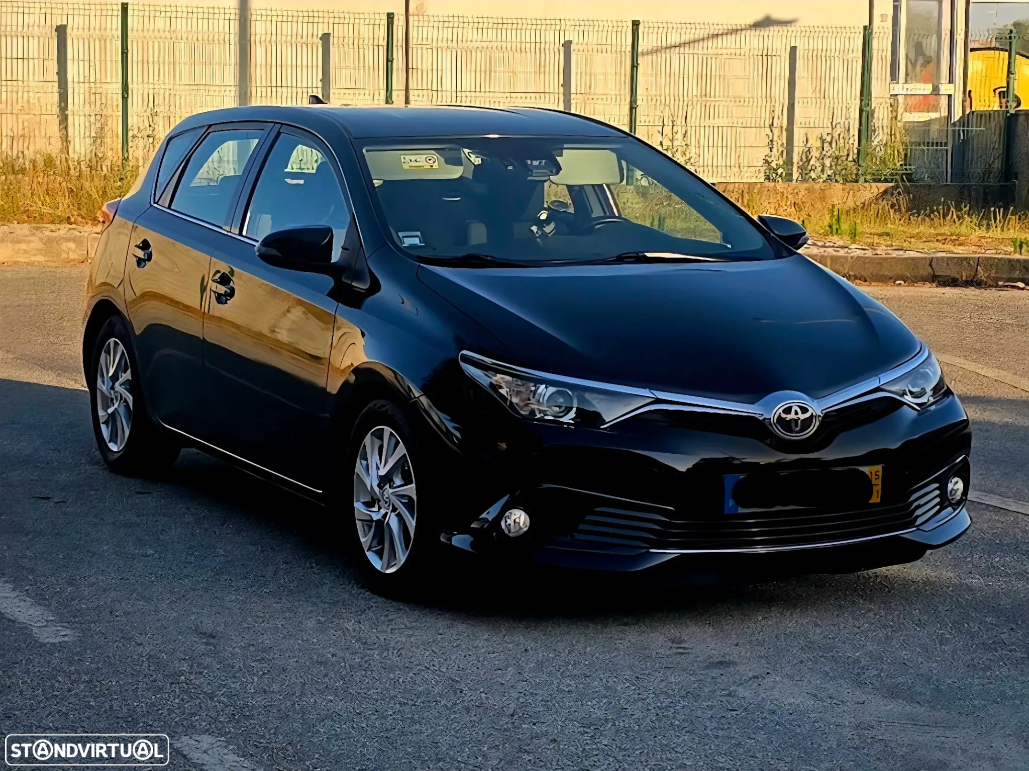 Toyota Auris 1.6 D-4D Comfort+Navi - 4