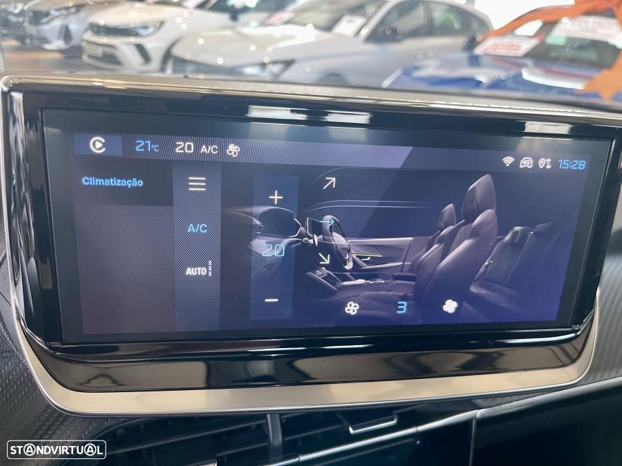 Peugeot 2008 1.2 PureTech Style - 23