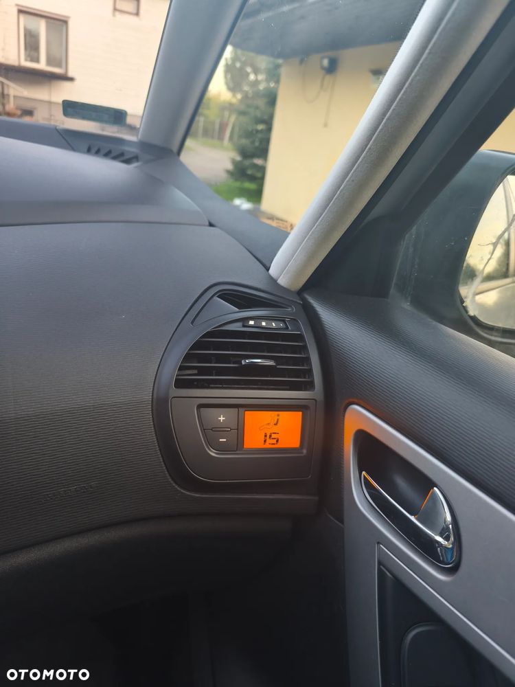Citroën C4 Picasso 1.6 VTi Attraction - 12