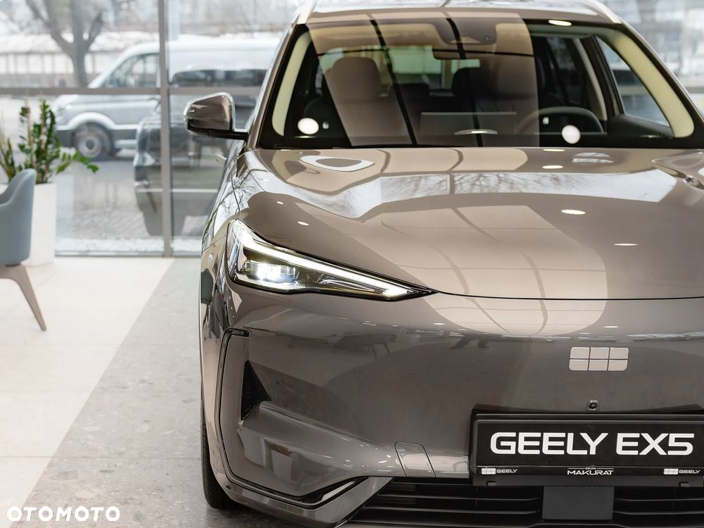 Geely EX5 - 5