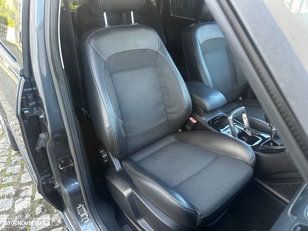 Ford S-Max 2.0 TDCi Titanium 7L - 30