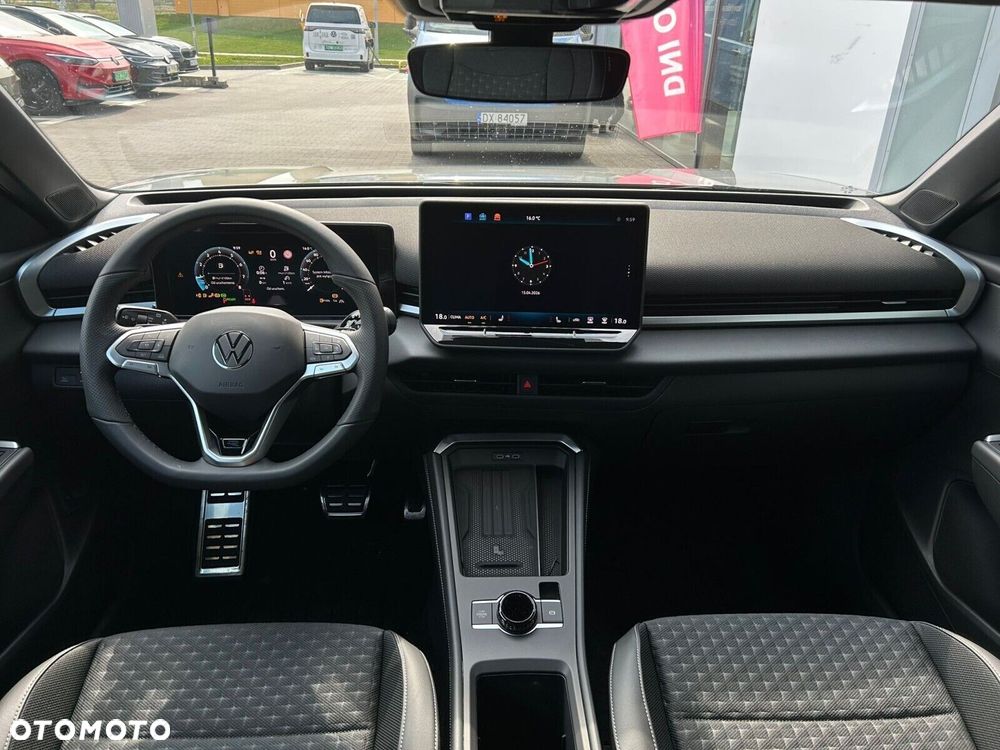 Volkswagen T-Roc - 5