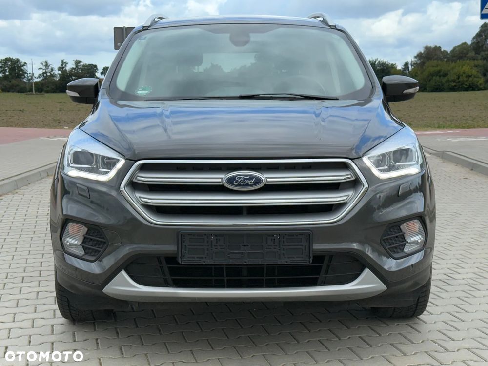 Ford Kuga 1.5 EcoBoost 2x4 Titanium - 2