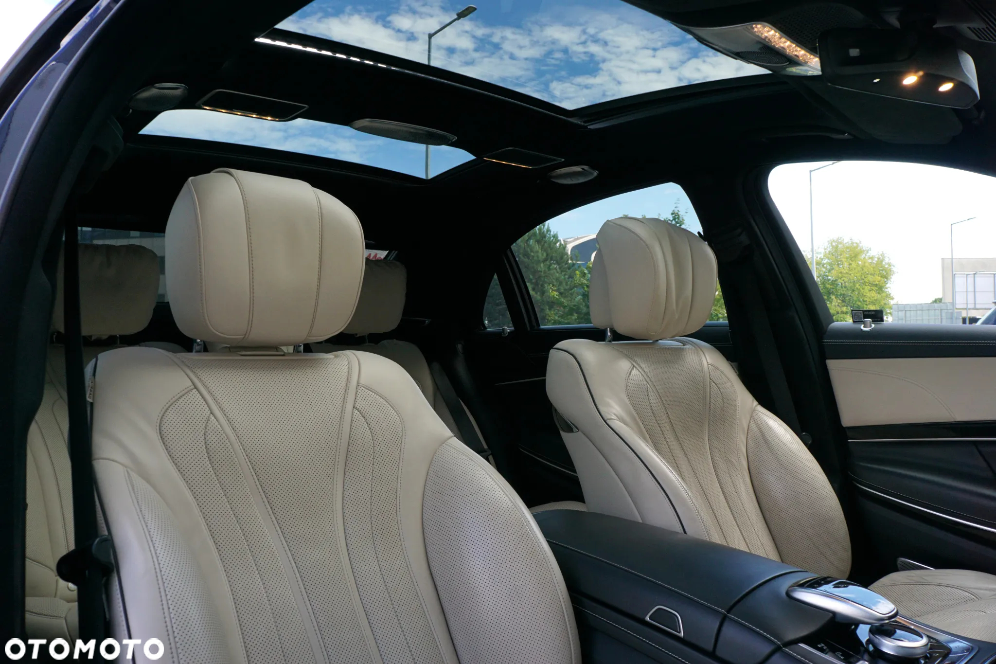 Mercedes-Benz Klasa S 560 4-Matic L 9G-TRONIC - 17