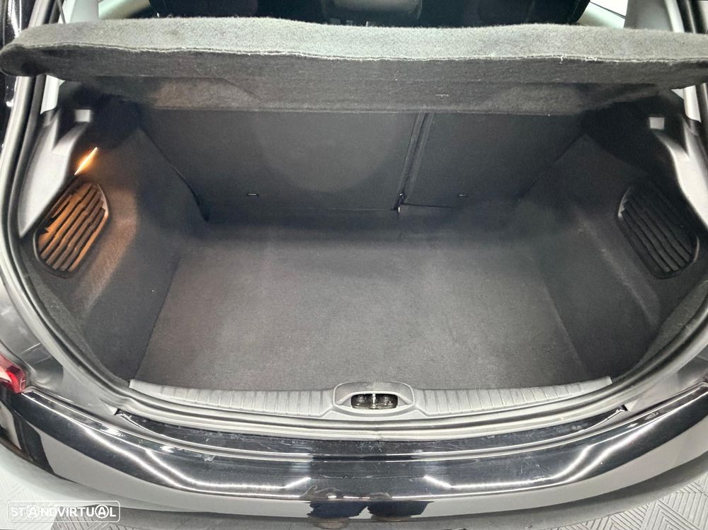 Peugeot 208 1.2 PureTech Access - 11
