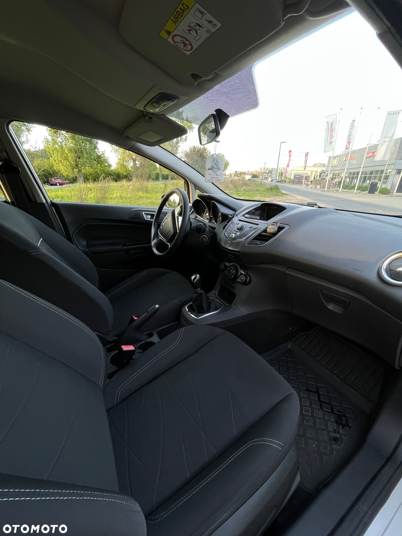 Ford Fiesta 1.0 EcoBoost Silver X - 19