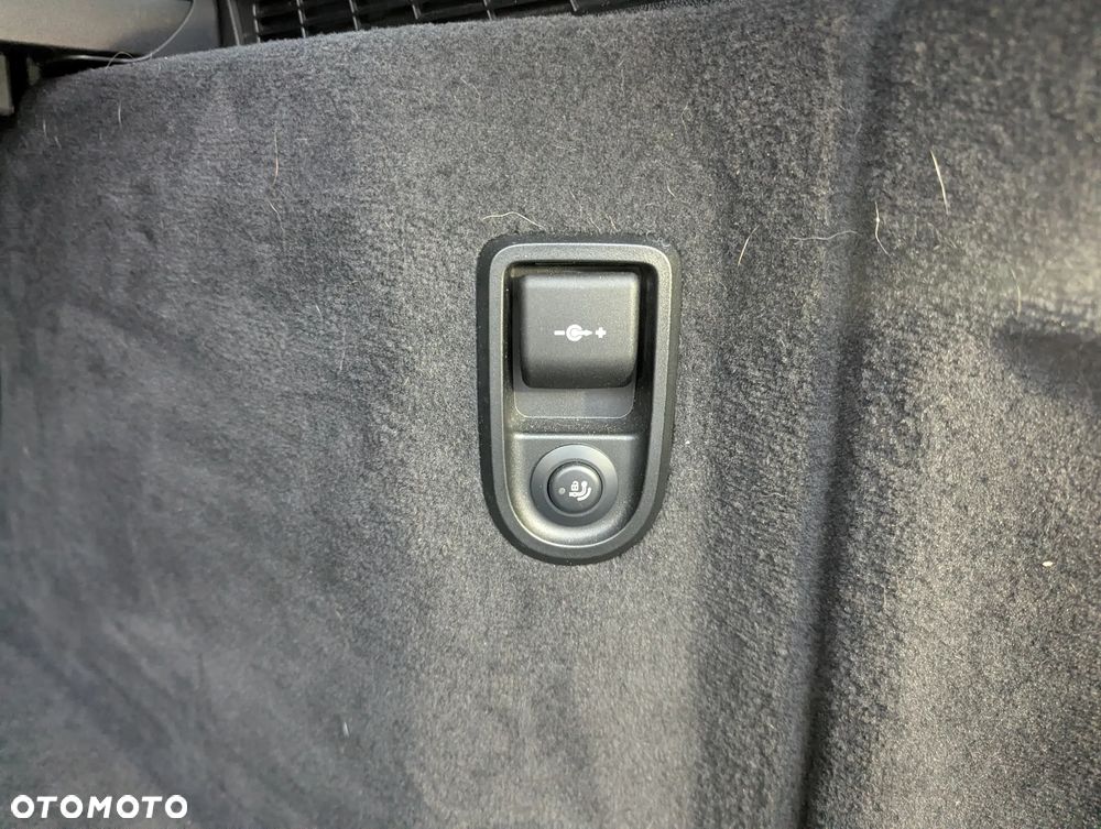 BMW Seria 5 520d Touring Sport Line - 34