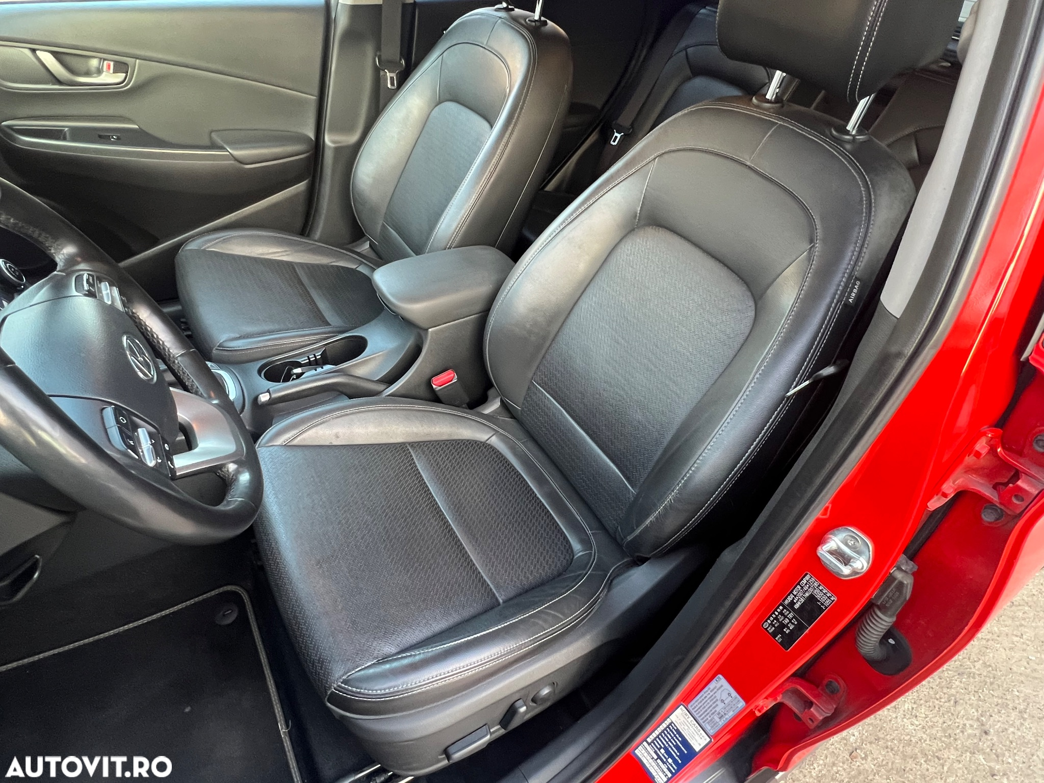 Hyundai KONA 1.6 CRDi 4WD 7DCT Luxury - 7