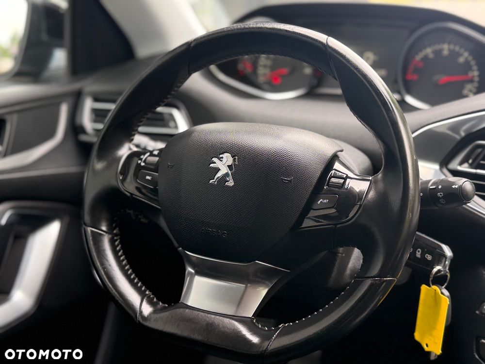 Peugeot 308 BlueHDi 120 Stop & Start Allure - 29