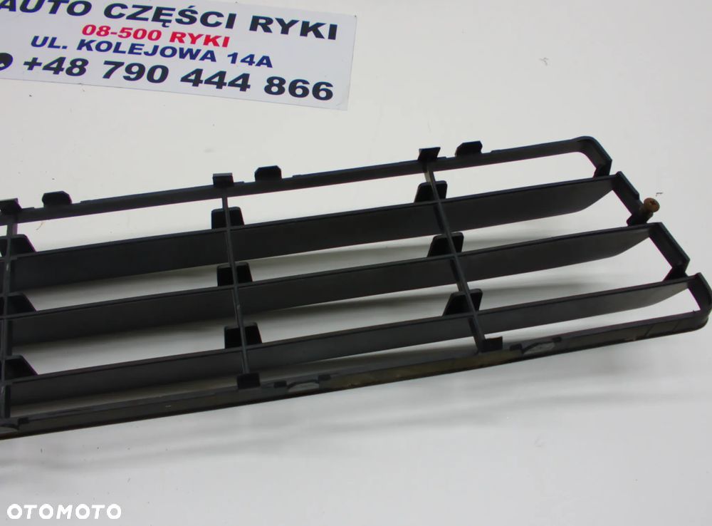 Suzuki Swift MK6 Kratki zderzaka przód - 4