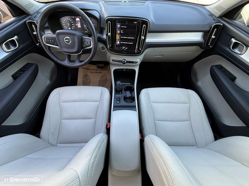 Volvo XC 40 2.0 D3 Momentum Plus Geartronic - 19