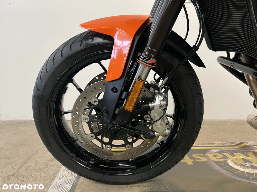 KTM Duke - 21