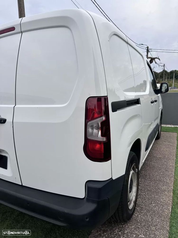 Peugeot partner 1.5 hdi 3 lugares - 15