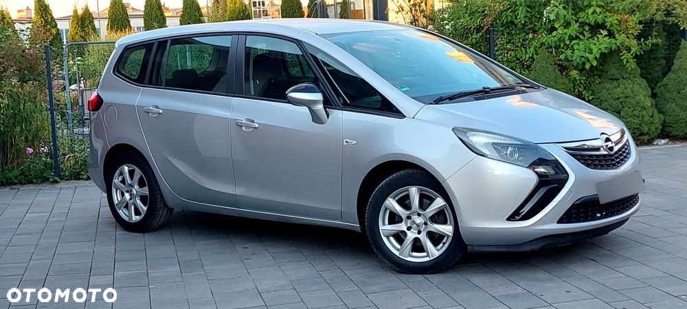 Opel Zafira - 12
