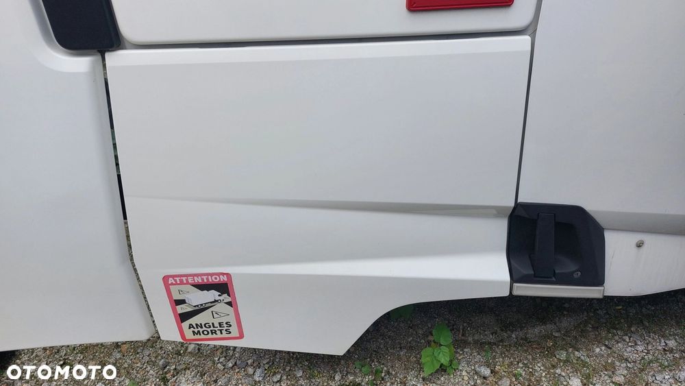 RENAULT T RANGE GAMA T POKRYWA KLAPA SCHOWEK PRAWY - 1