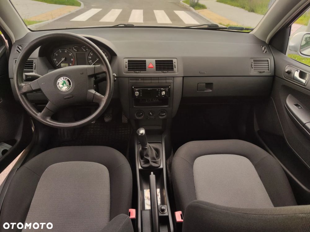 Skoda Fabia 1.4 16V Classic - 22