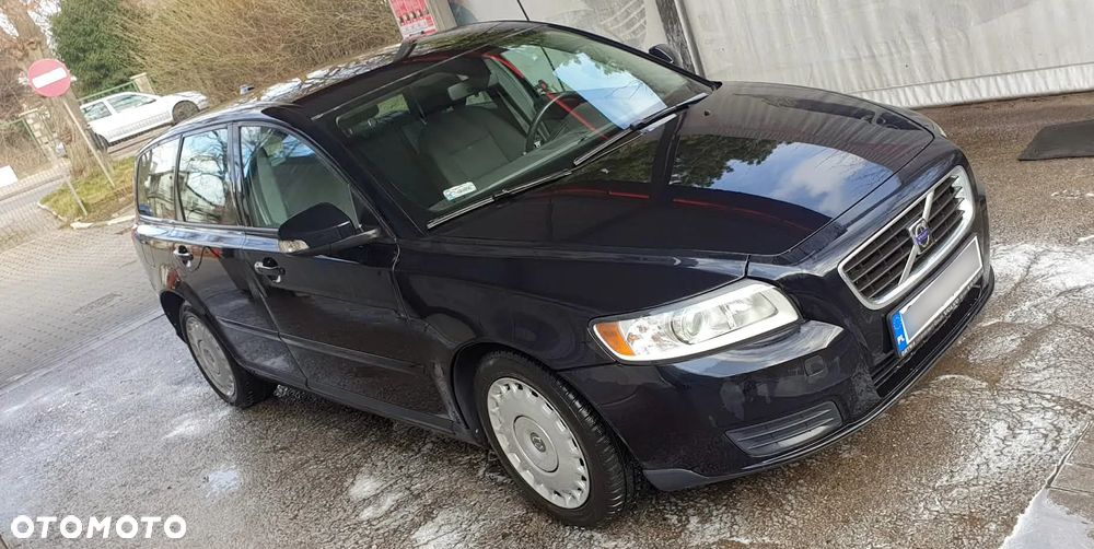 Volvo V50 - 2