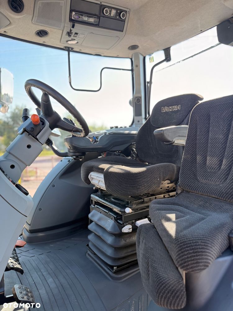 Valtra T214 VERSU - 10