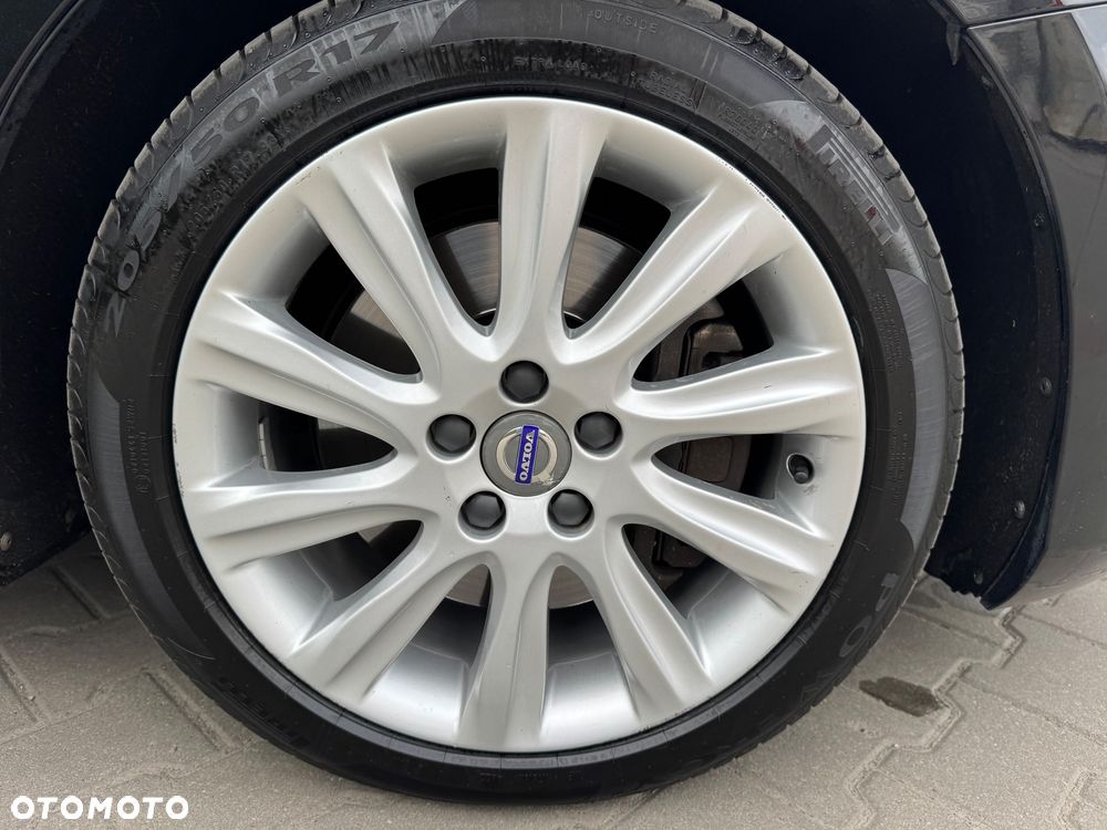 Volvo V40 D4 Geartronic Summum - 28