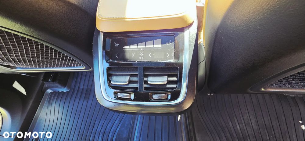 Volvo XC 90 D5 AWD Inscription 7os - 39