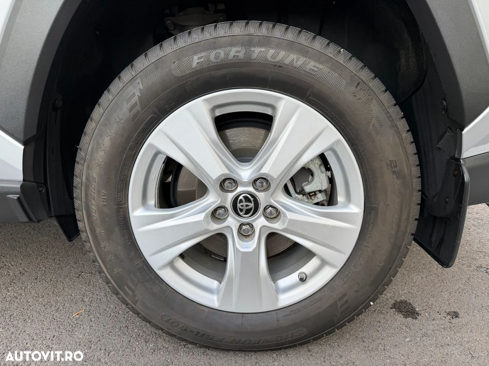 Toyota RAV4 - 28