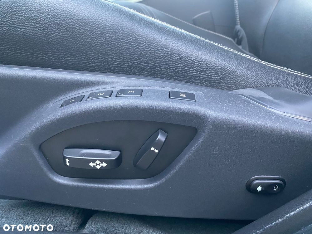 Volvo V60 D3 Drive-E Summum - 28