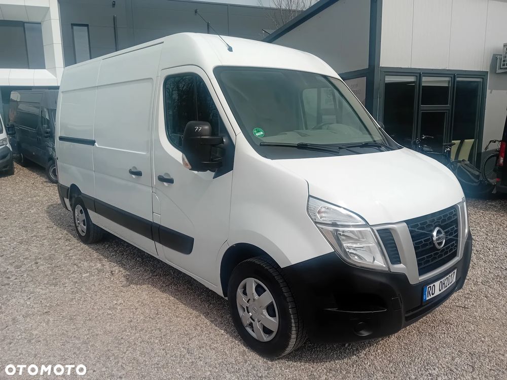 Nissan NV-400 - 3