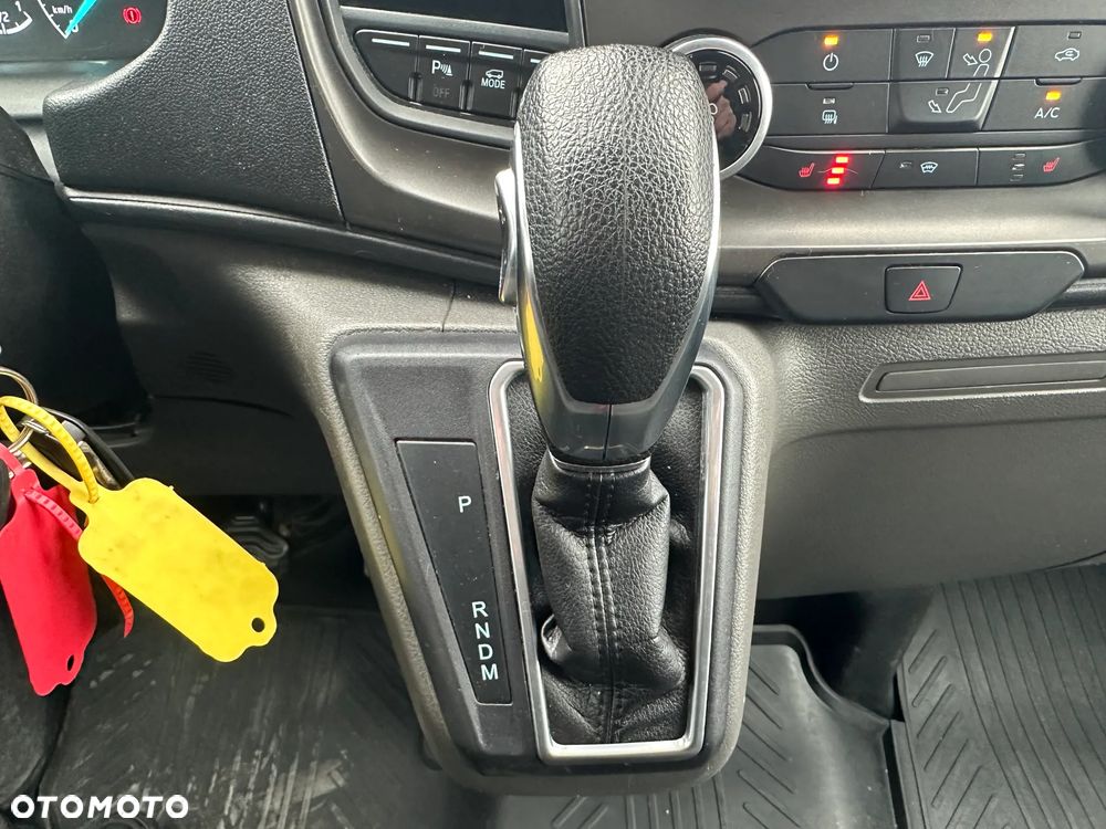 Ford TRANSIT CUSTOM - 15