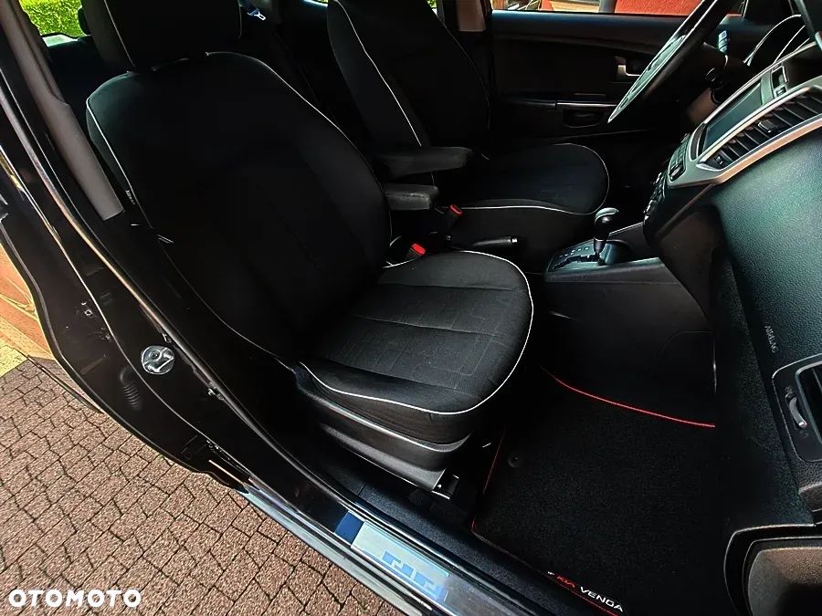 Kia Venga 1.6 CVVT Automatik Dream-Team Edition - 35