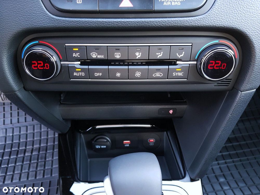 Kia XCeed 1.6 T-GDI Tribute DCT - 20