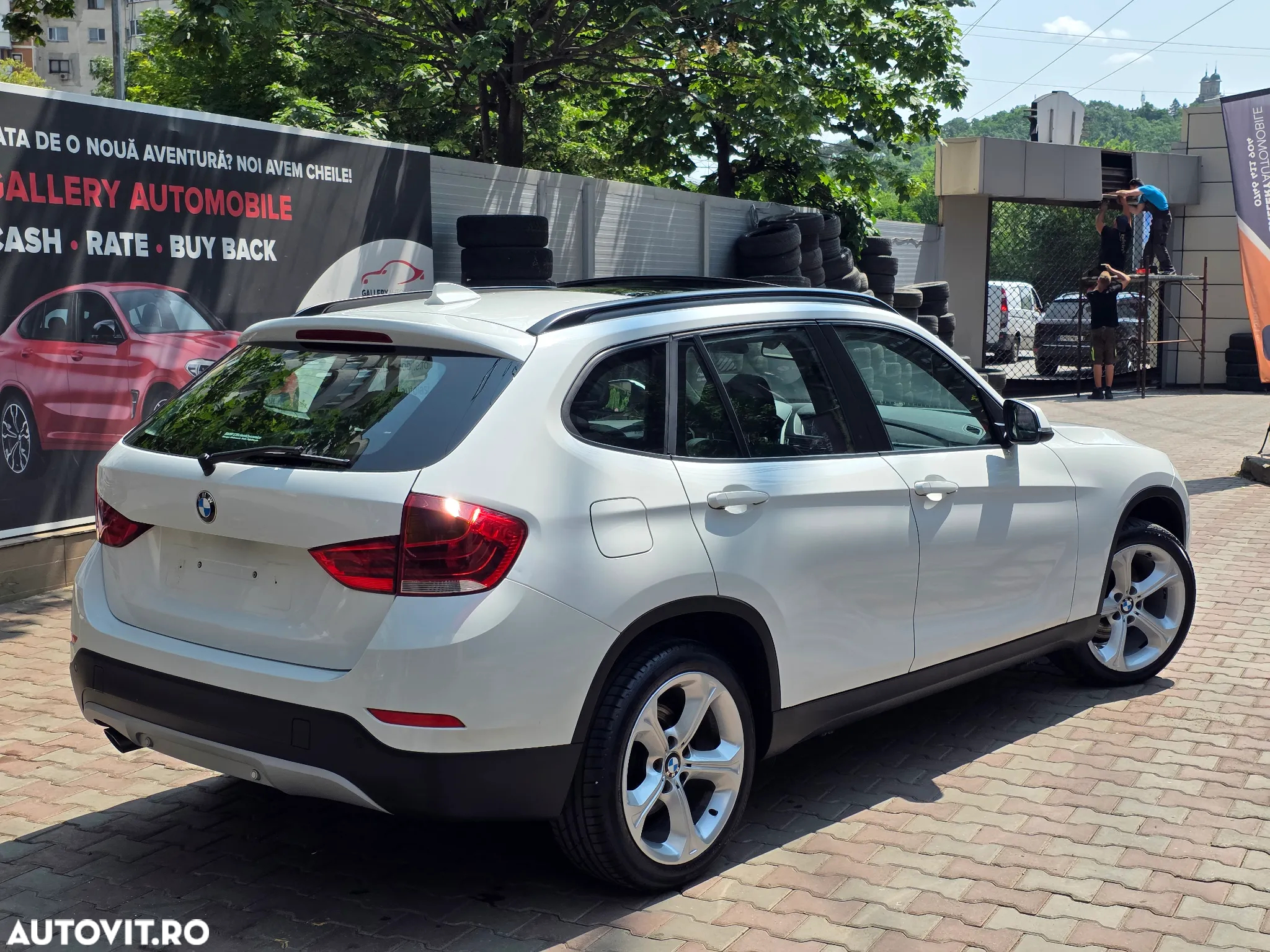 BMW X1 xDrive20d Aut. Sport Line - 4