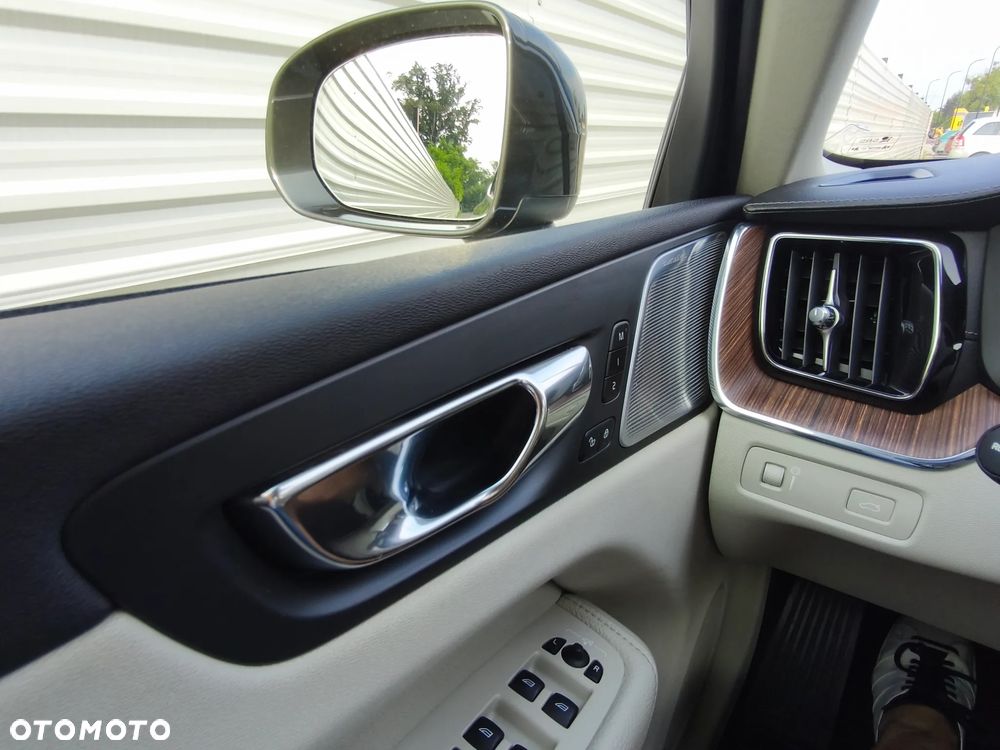 Volvo XC 60 T4 Inscription - 26